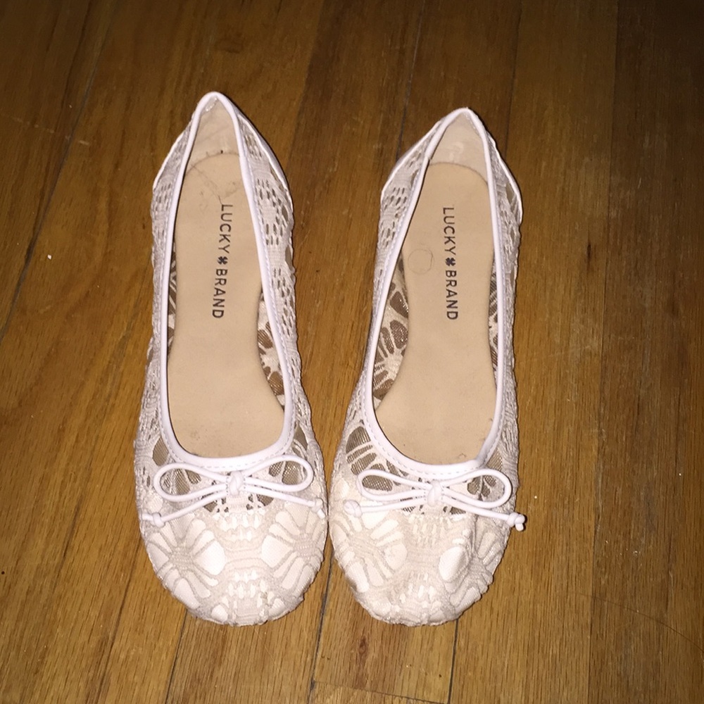 Lucky brand white flats